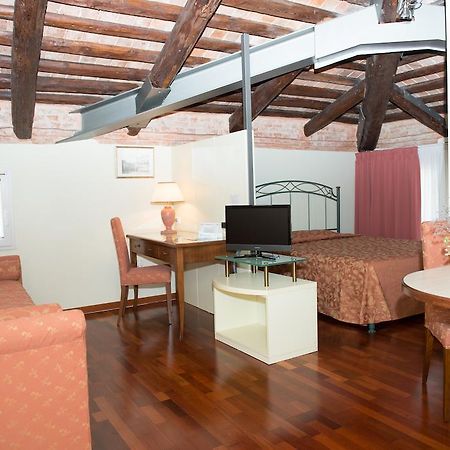 Residence Bertolini Πάδοβα Δωμάτιο φωτογραφία