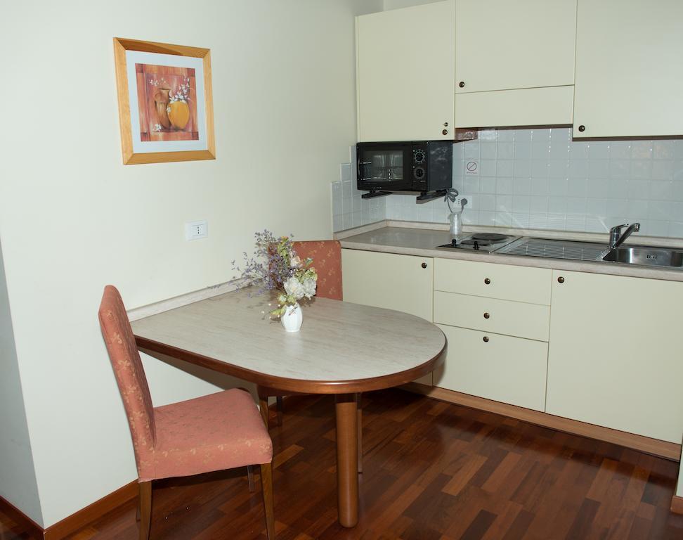 Residence Bertolini Πάδοβα Δωμάτιο φωτογραφία