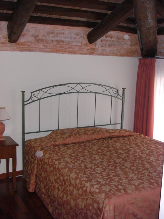 Residence Bertolini Πάδοβα Δωμάτιο φωτογραφία
